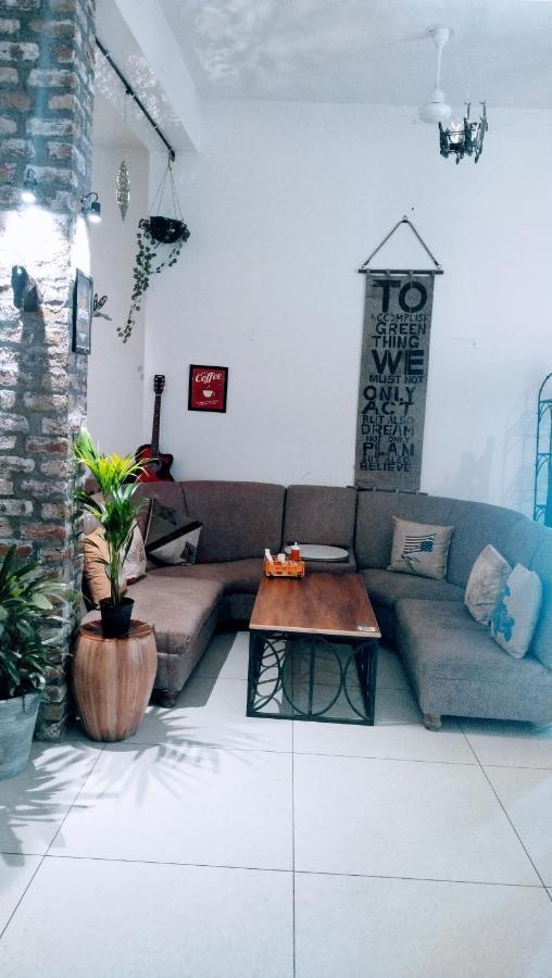 ג'ודפור Rangbaari Stays & Cafe מראה חיצוני תמונה