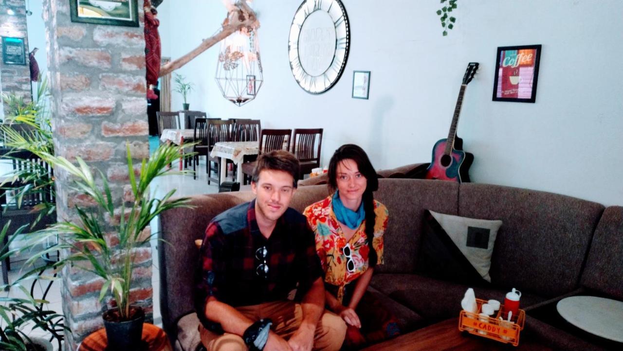 ג'ודפור Rangbaari Stays & Cafe מראה חיצוני תמונה